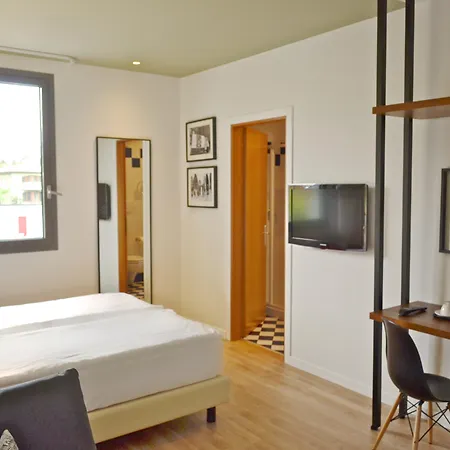 Luise Hotel